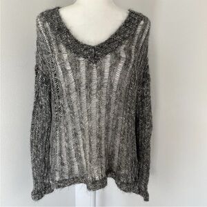 Harley-Davidson Split Back V-Neck Open Stitch Gray Sweater Size Small *H15